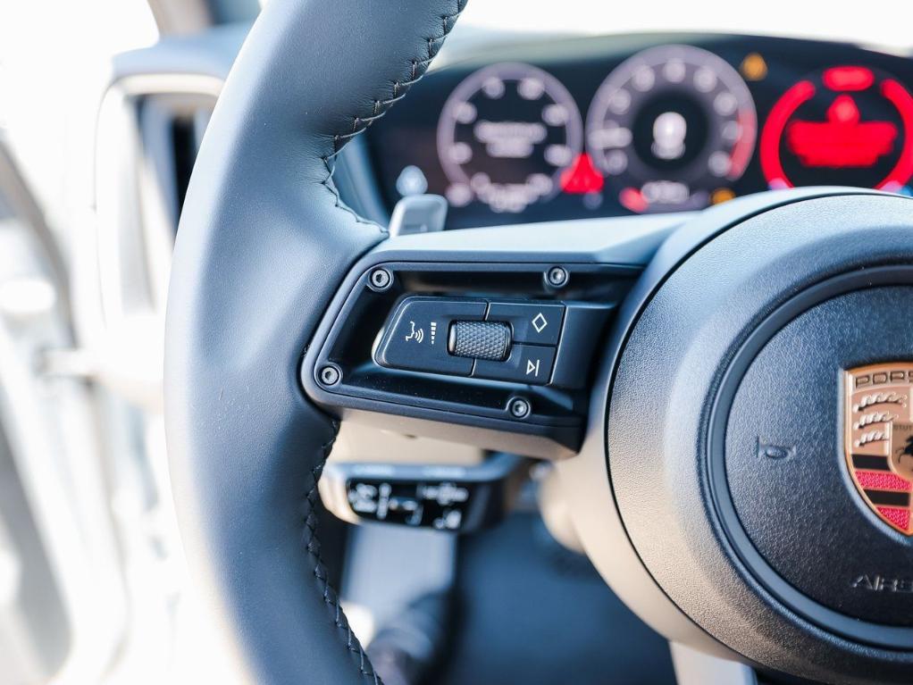 new 2025 Porsche Cayenne car