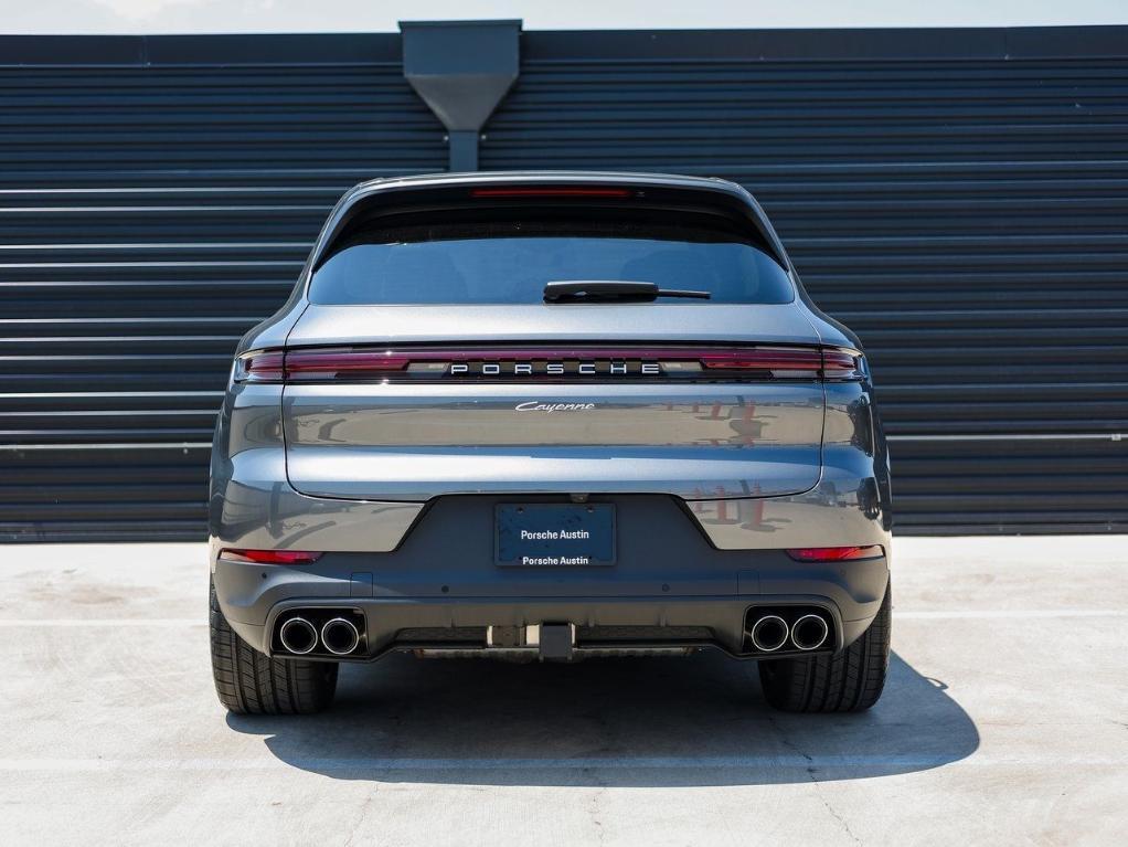 new 2025 Porsche Cayenne car
