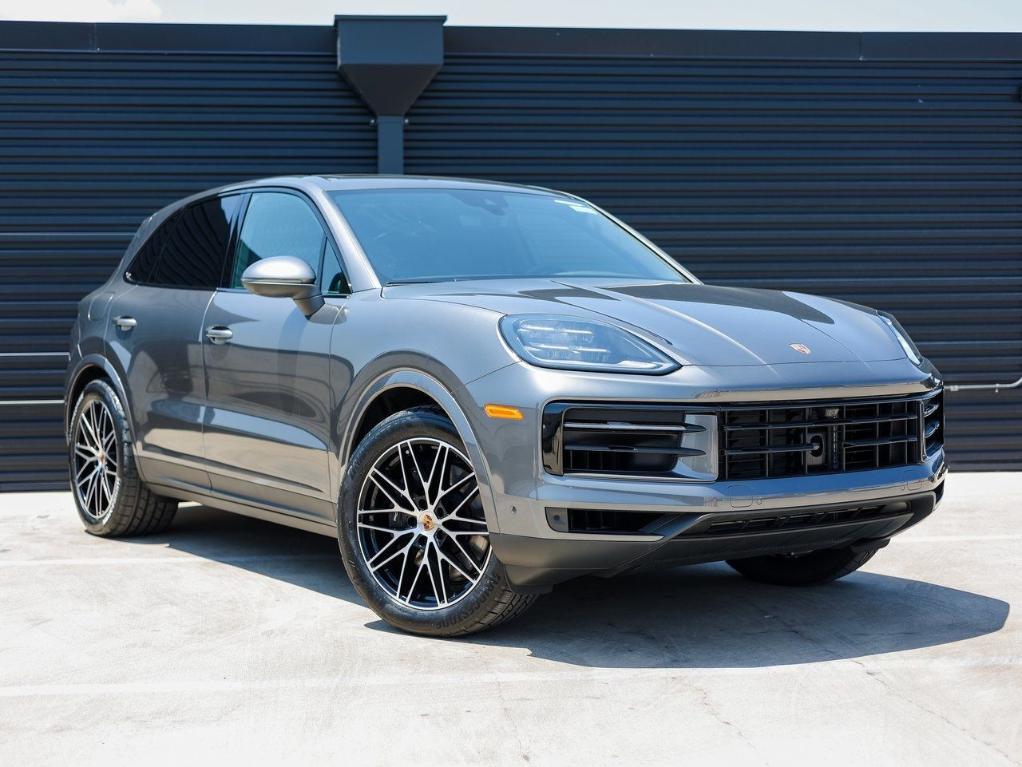 new 2025 Porsche Cayenne car