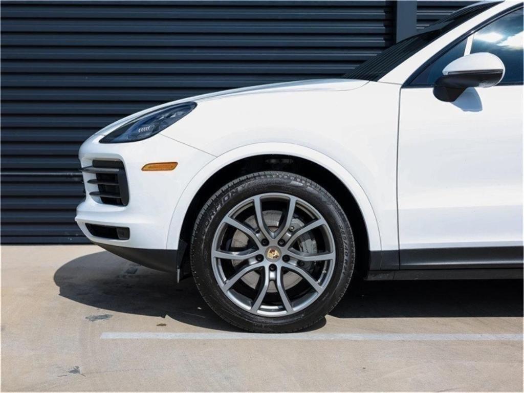 used 2022 Porsche Cayenne car, priced at $74,900
