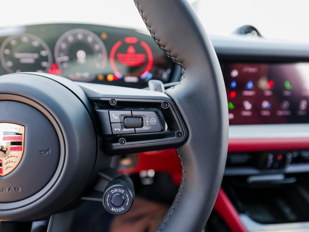 new 2025 Porsche Cayenne car