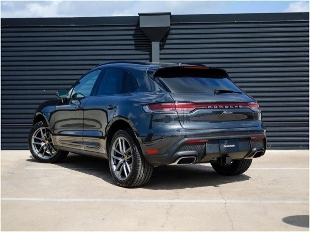 new 2025 Porsche Macan car
