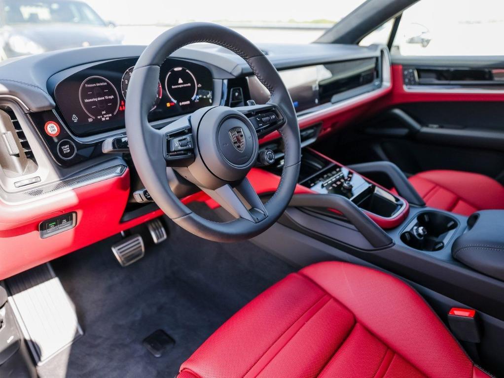 new 2025 Porsche Cayenne car