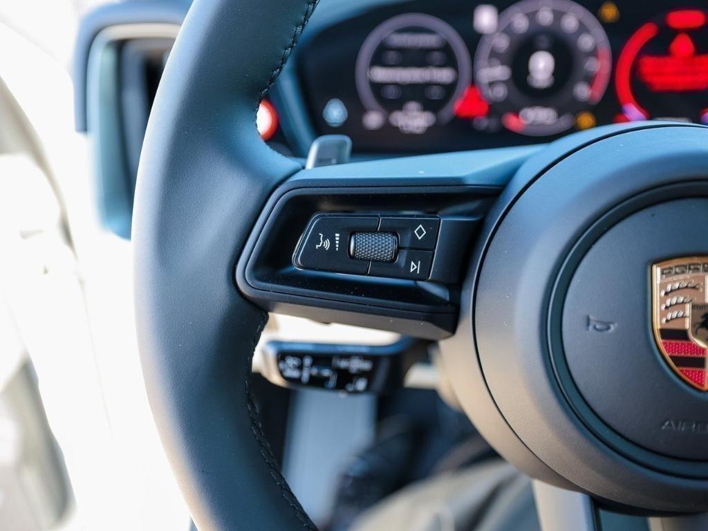 new 2025 Porsche Cayenne car