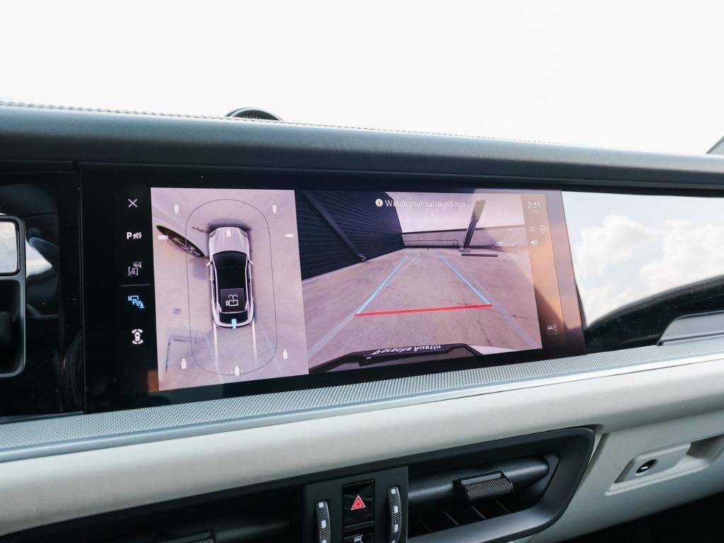 new 2025 Porsche Cayenne car