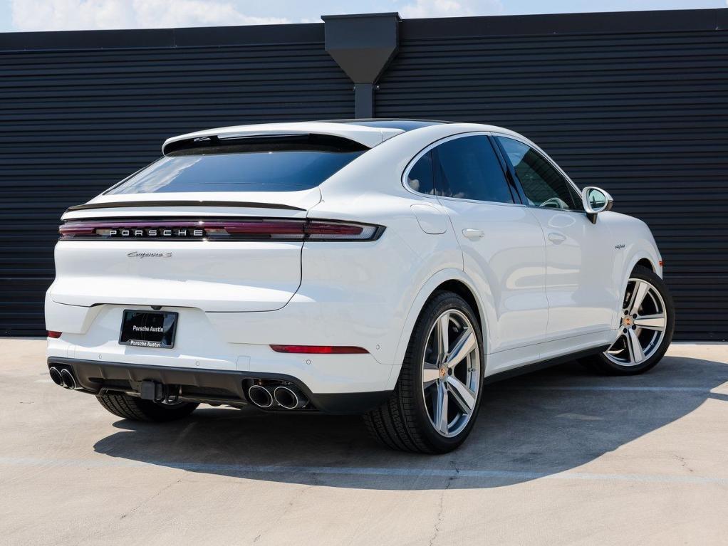 new 2025 Porsche Cayenne car