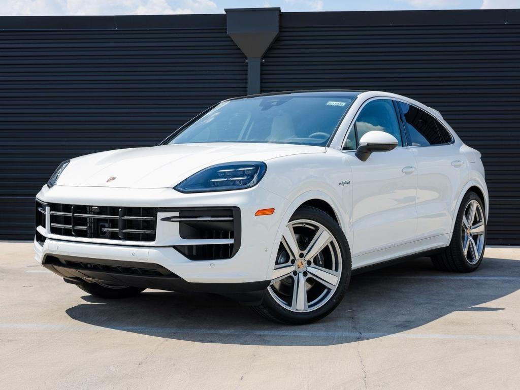 new 2025 Porsche Cayenne car