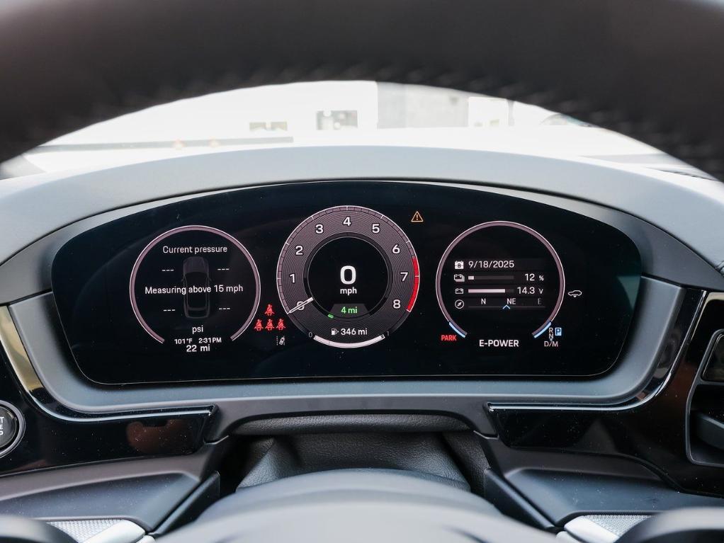 new 2025 Porsche Cayenne car