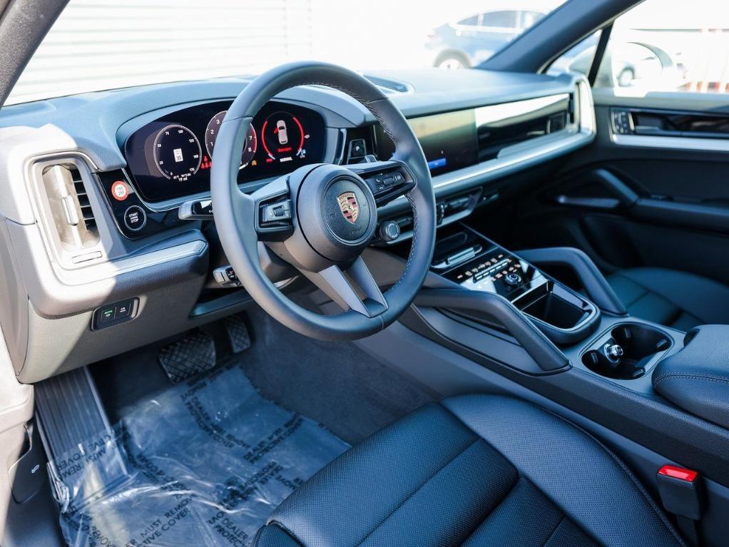 new 2025 Porsche Cayenne car