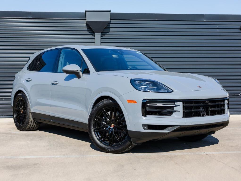 new 2025 Porsche Cayenne car