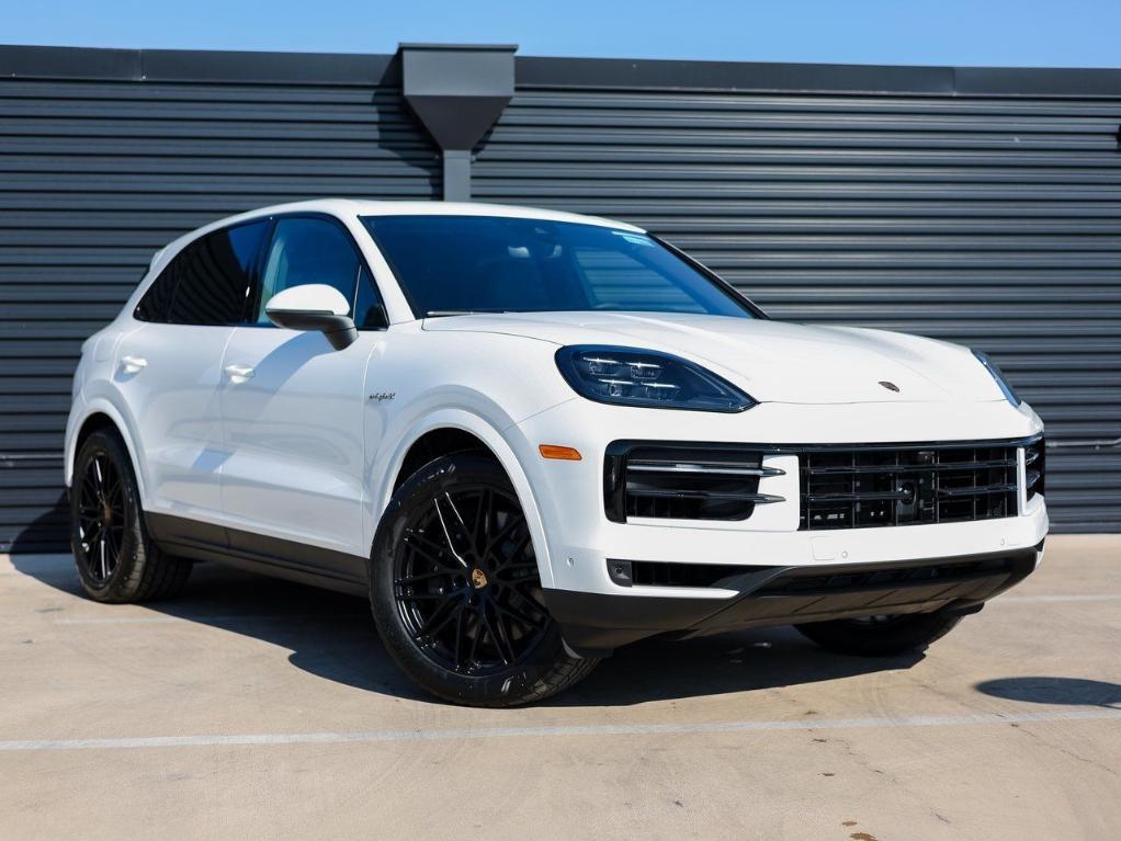 new 2025 Porsche Cayenne car