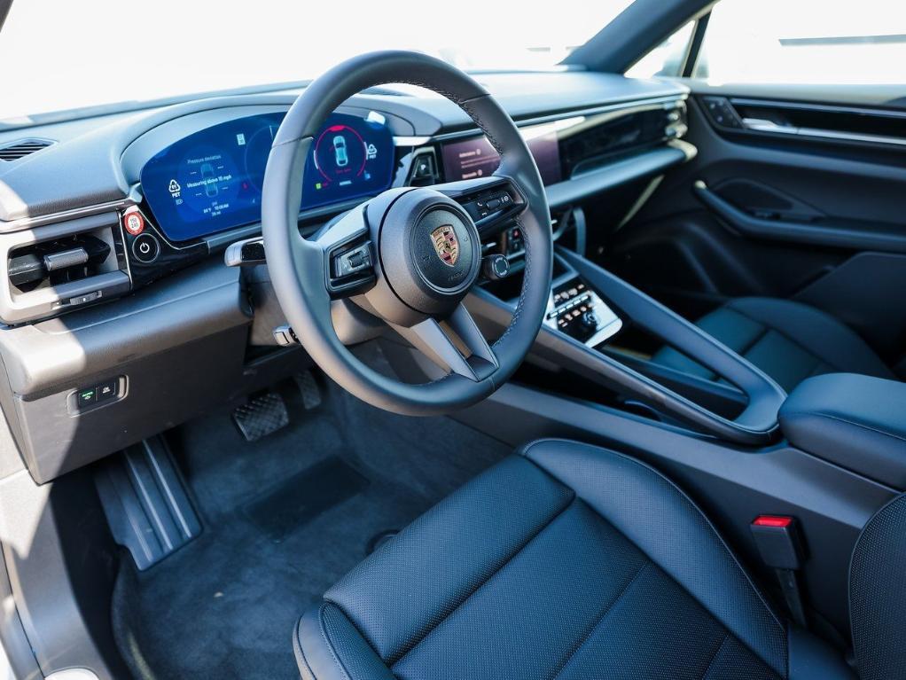 new 2025 Porsche Macan car