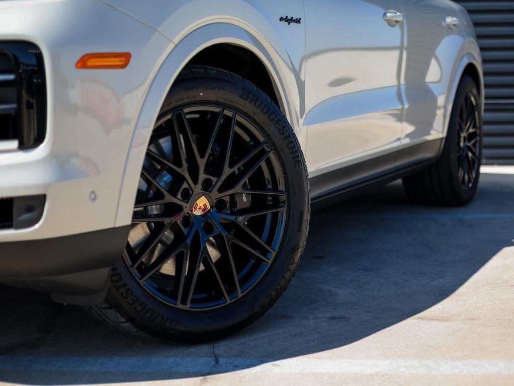 new 2026 Porsche Cayenne car