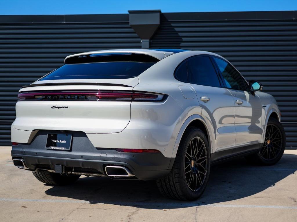 new 2026 Porsche Cayenne car