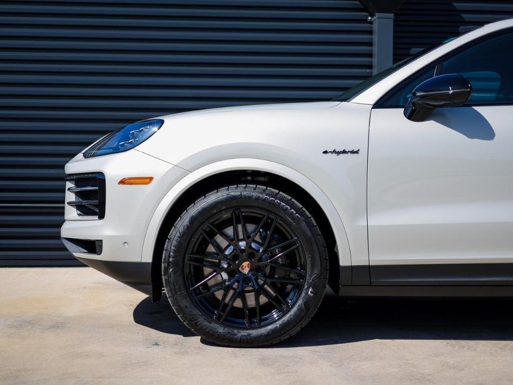 new 2026 Porsche Cayenne car