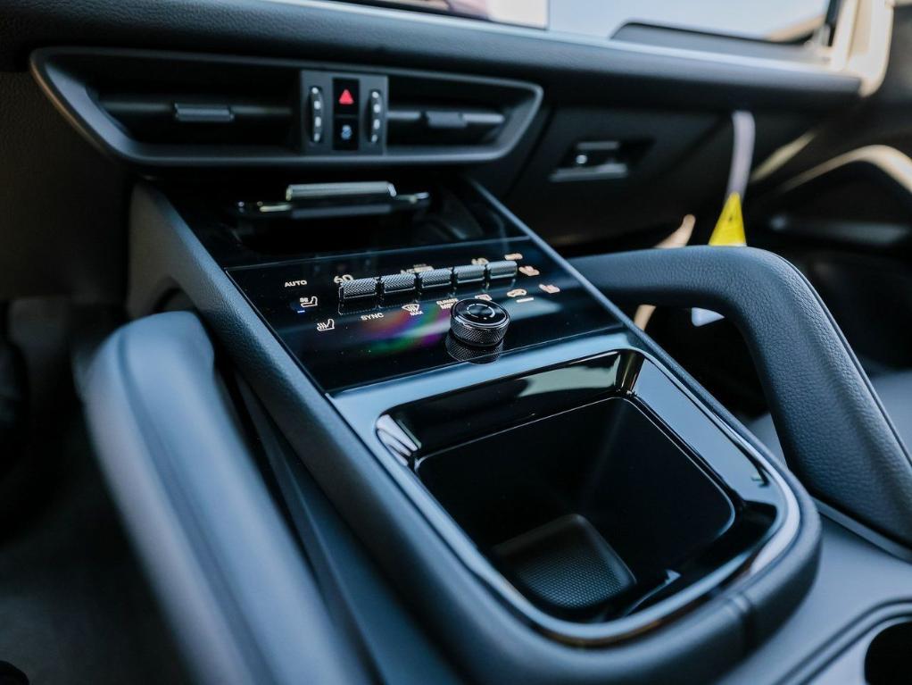 new 2026 Porsche Cayenne car