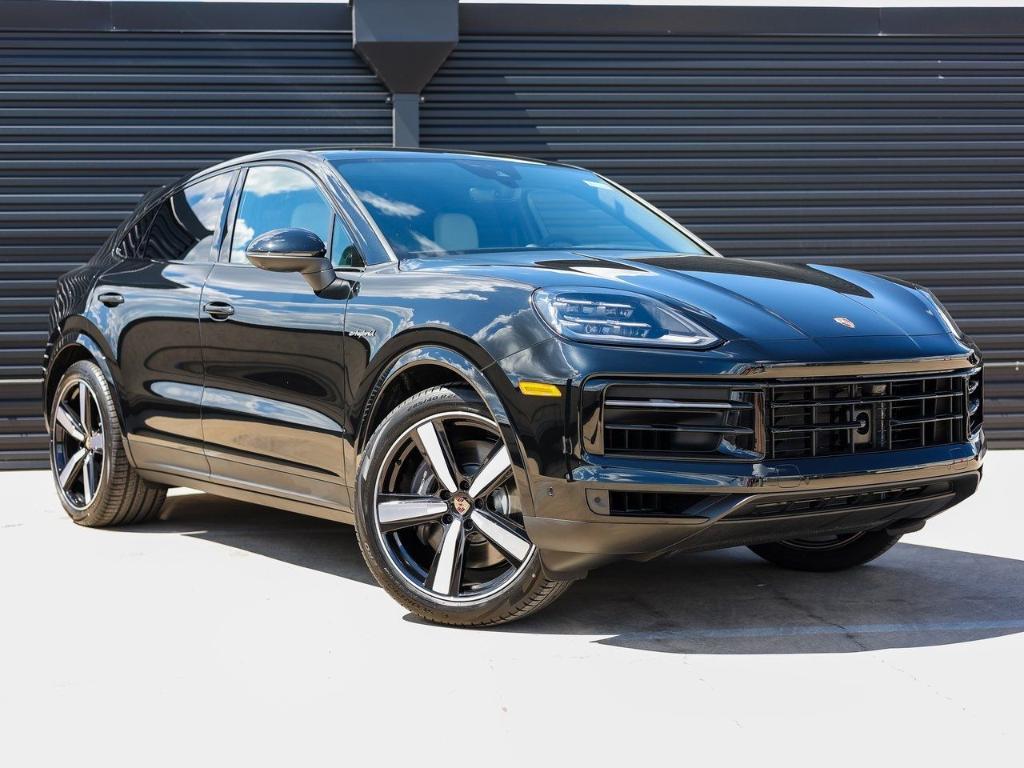 new 2025 Porsche Cayenne car