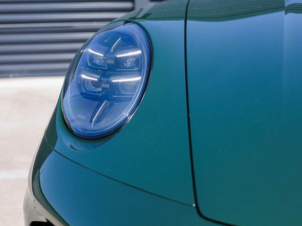 new 2026 Porsche 911 car