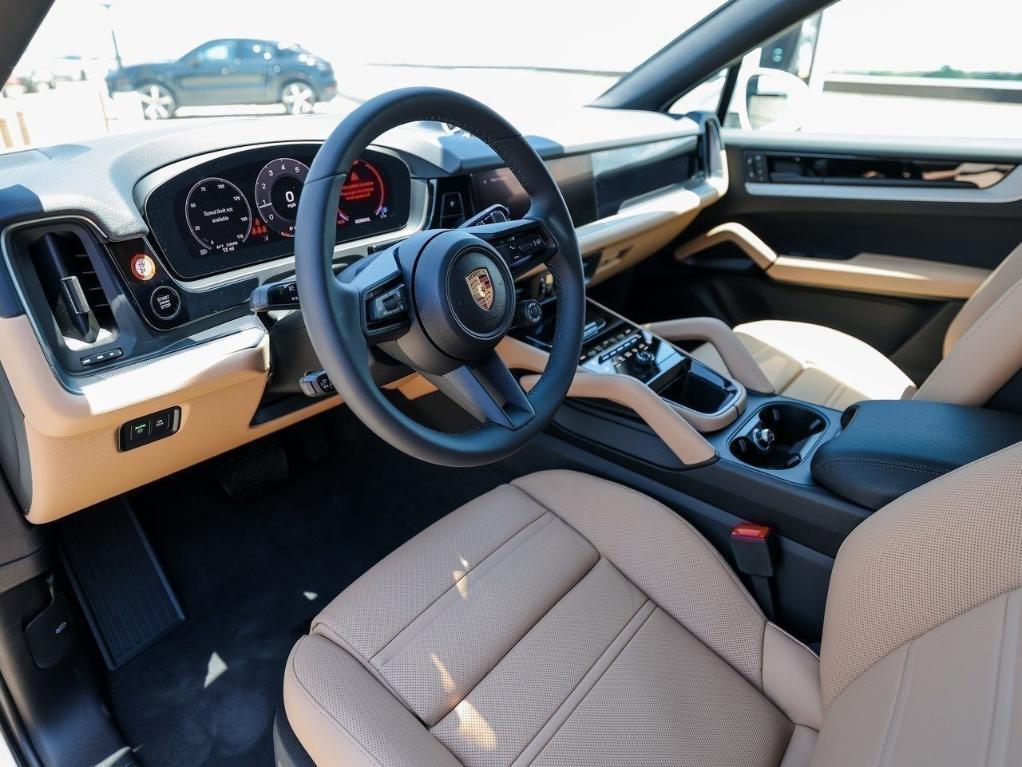 new 2025 Porsche Cayenne car