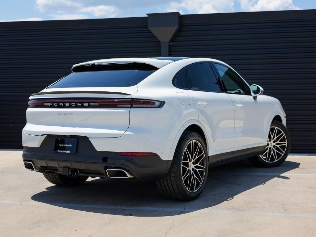 new 2025 Porsche Cayenne car