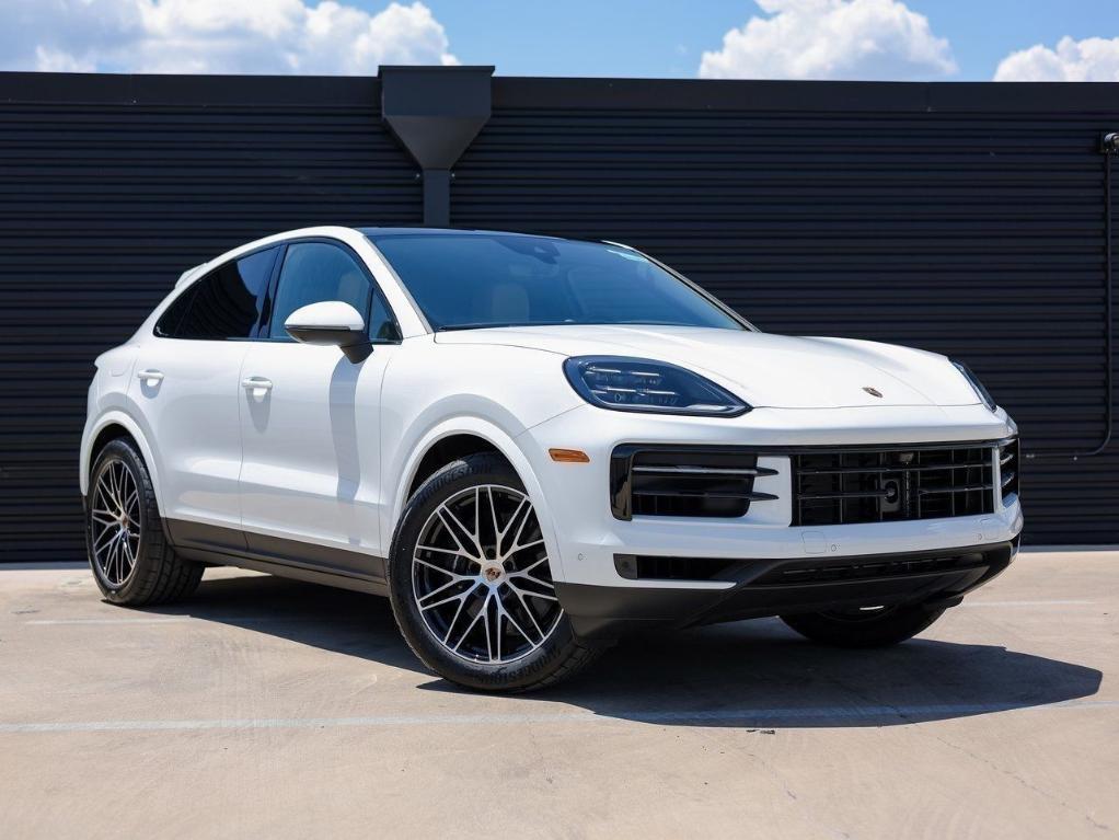 new 2025 Porsche Cayenne car