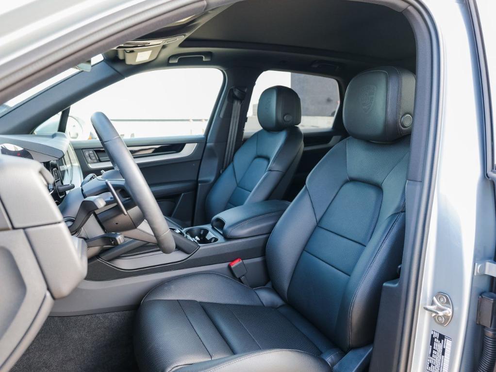 used 2025 Porsche Cayenne car, priced at $91,990