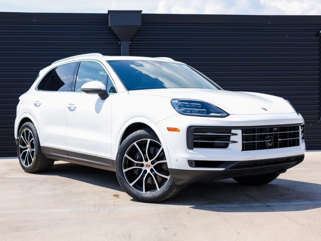 new 2025 Porsche Cayenne car