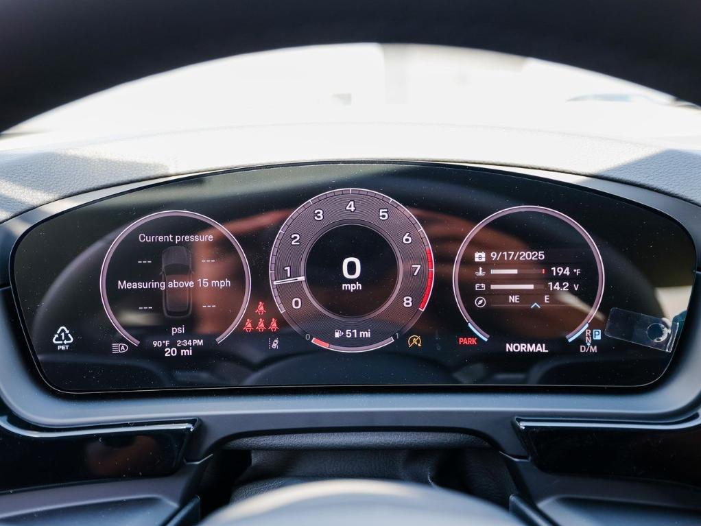 new 2025 Porsche Cayenne car