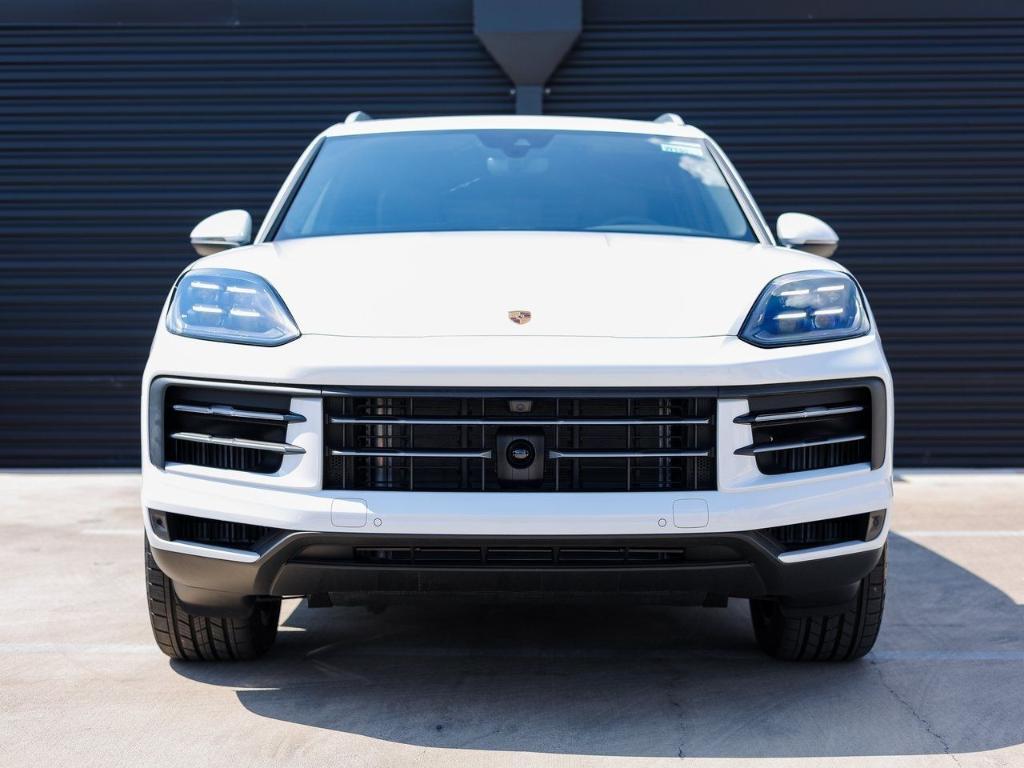 new 2025 Porsche Cayenne car