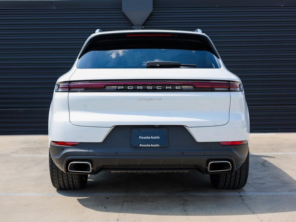 new 2025 Porsche Cayenne car