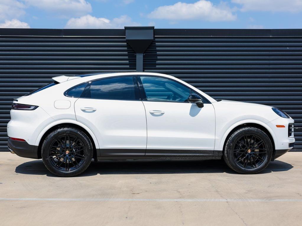 new 2026 Porsche Cayenne car