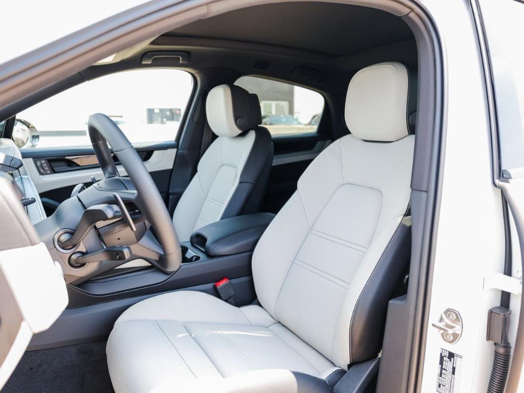 new 2026 Porsche Cayenne car