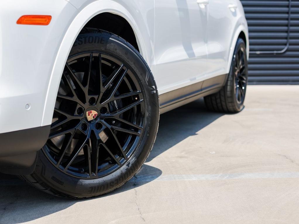 new 2026 Porsche Cayenne car