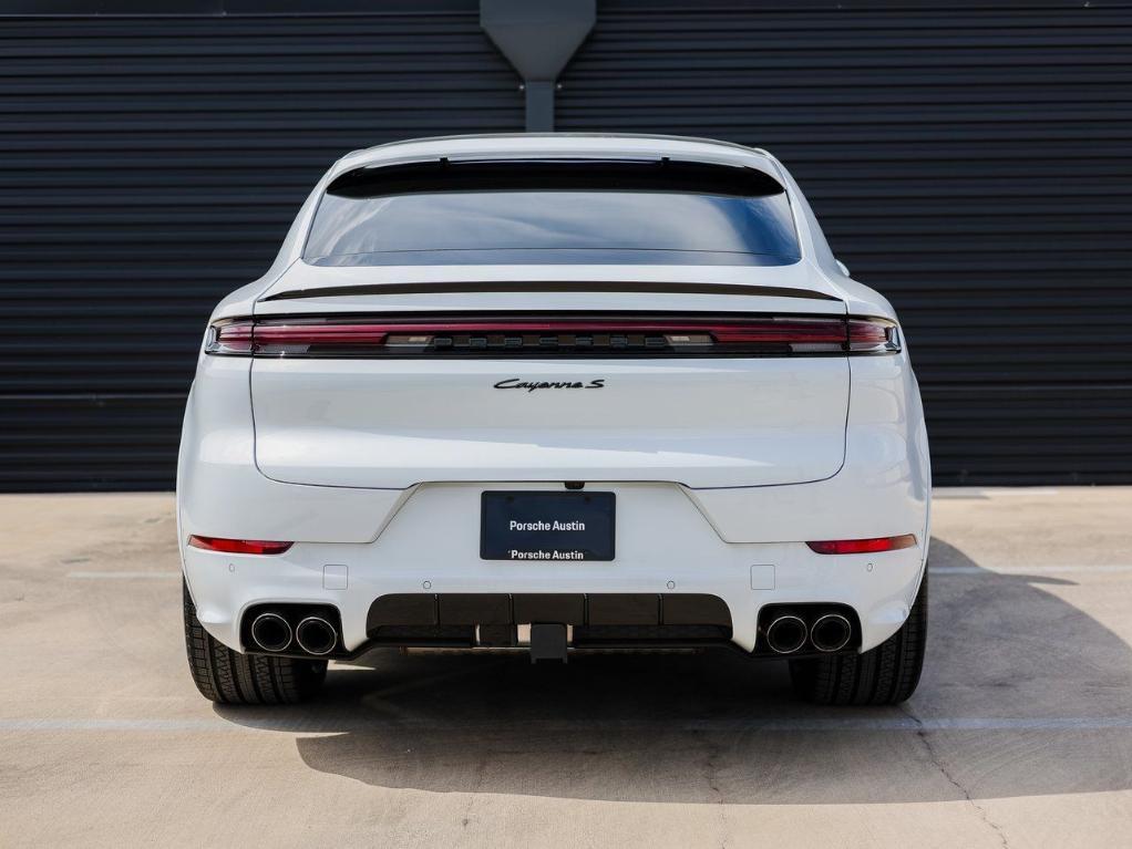 new 2025 Porsche Cayenne car