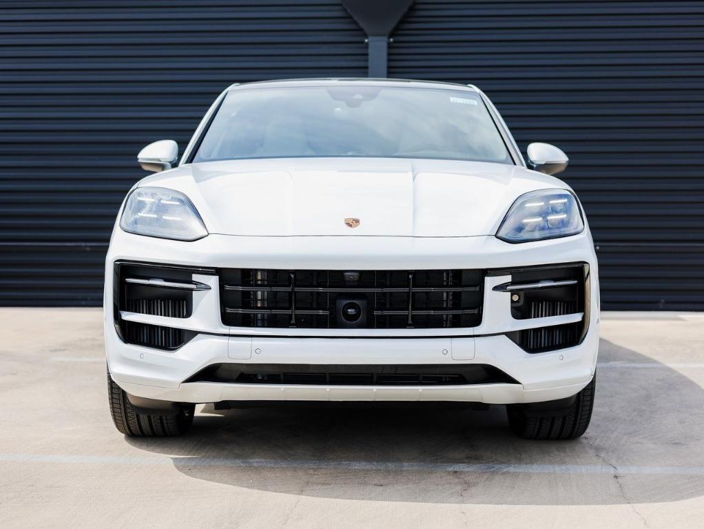 new 2025 Porsche Cayenne car