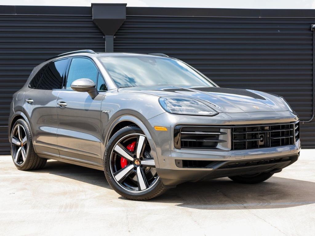 new 2026 Porsche Cayenne car