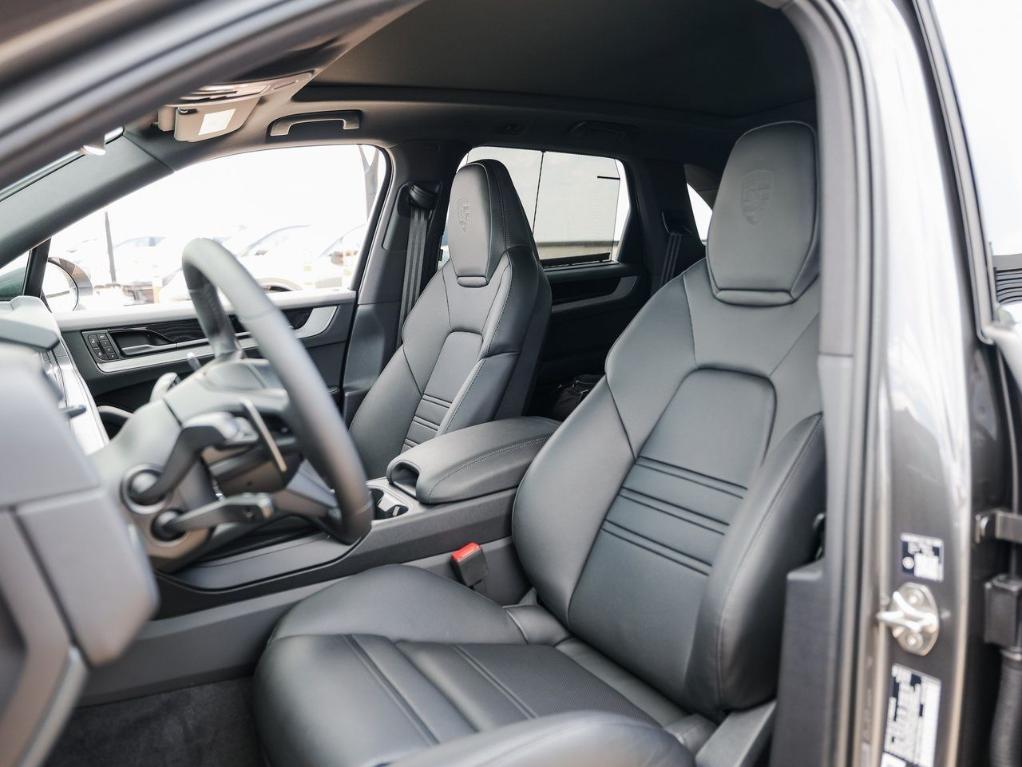 new 2026 Porsche Cayenne car