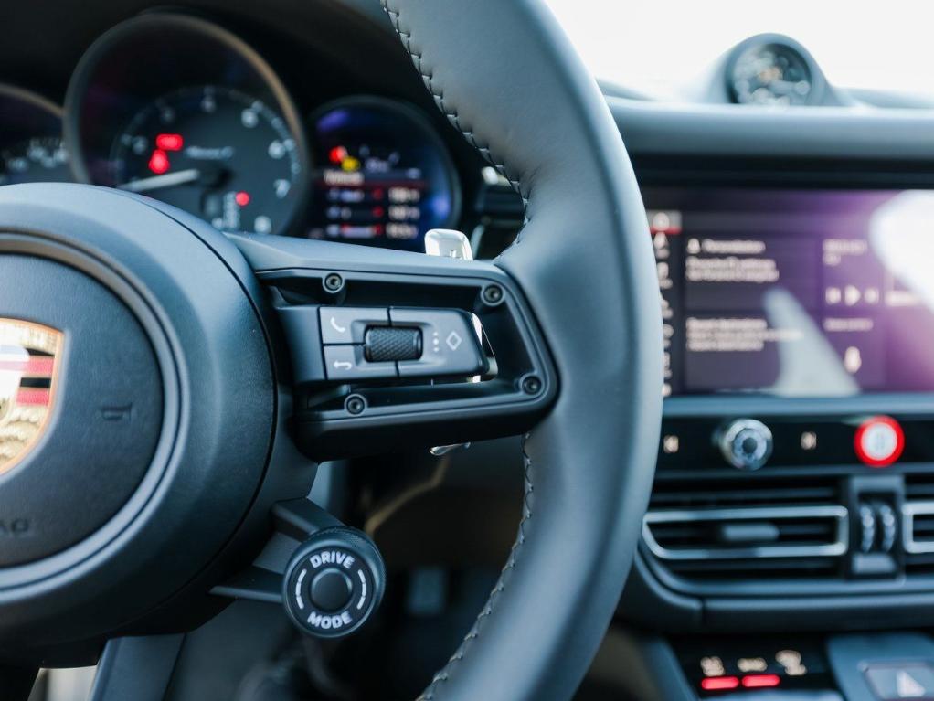 new 2026 Porsche Macan car