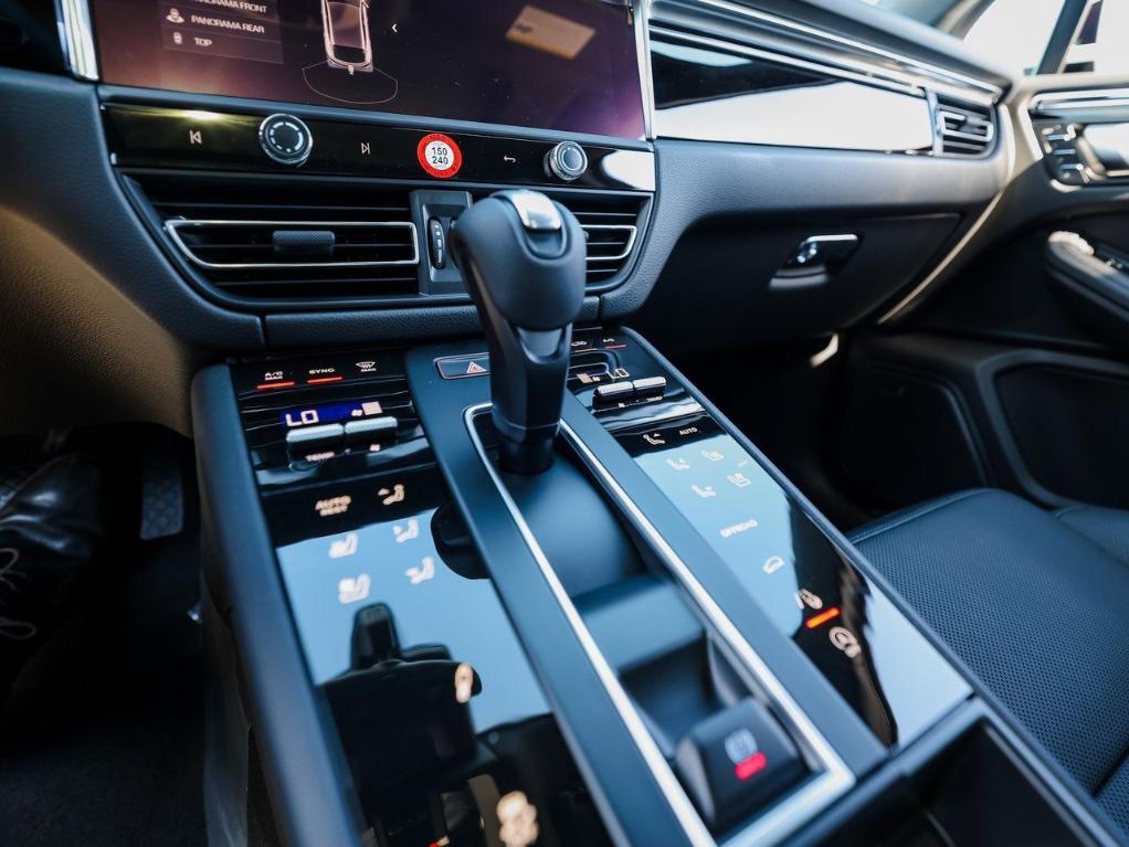 new 2026 Porsche Macan car