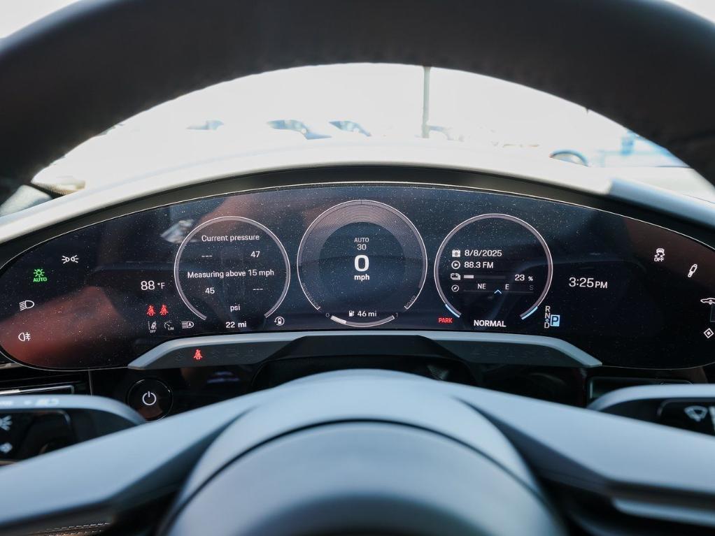 new 2025 Porsche Taycan car