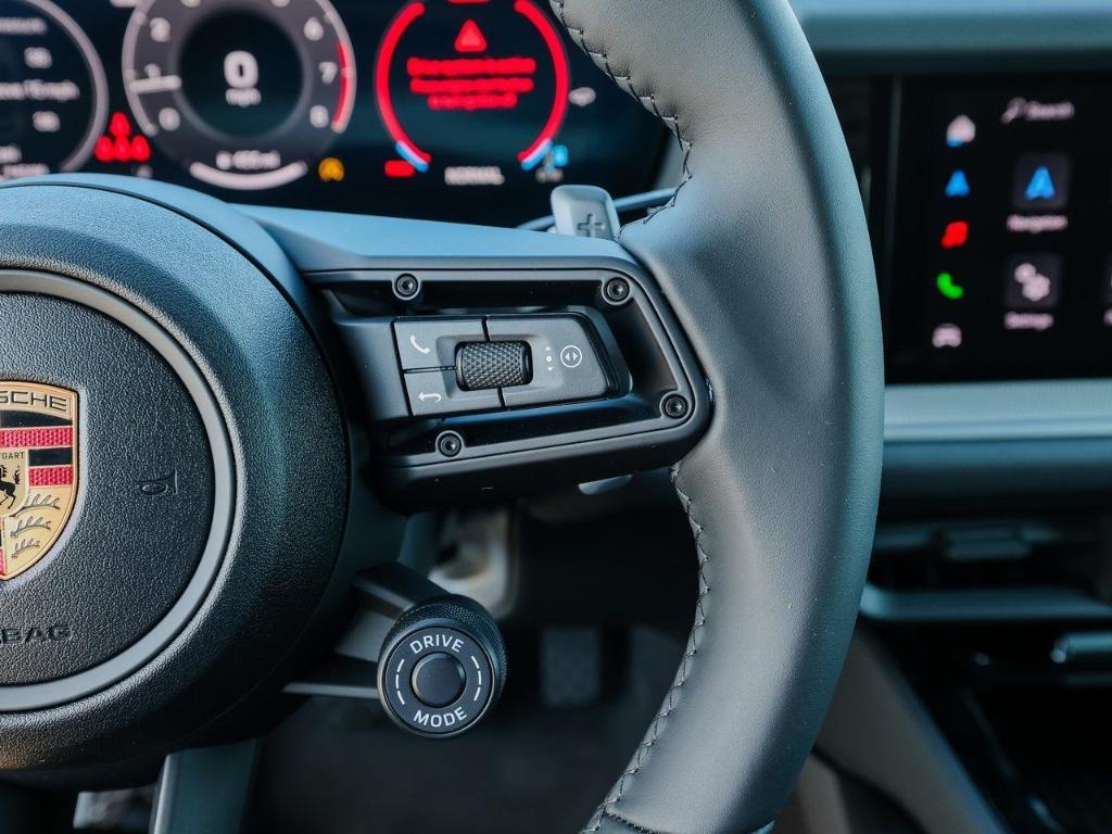 new 2025 Porsche Cayenne car
