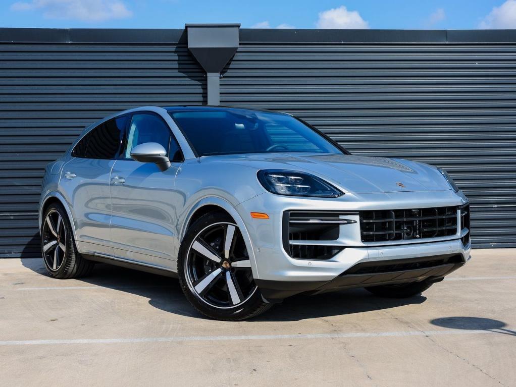 new 2025 Porsche Cayenne car