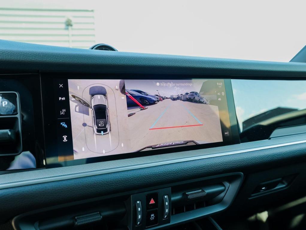 new 2025 Porsche Cayenne car