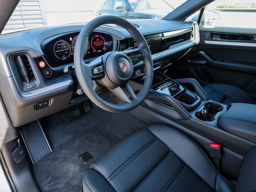 new 2025 Porsche Cayenne car