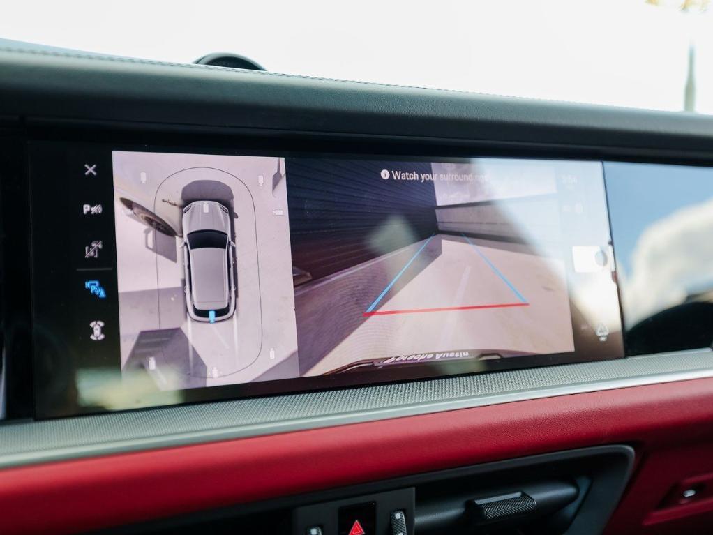 new 2025 Porsche Cayenne car