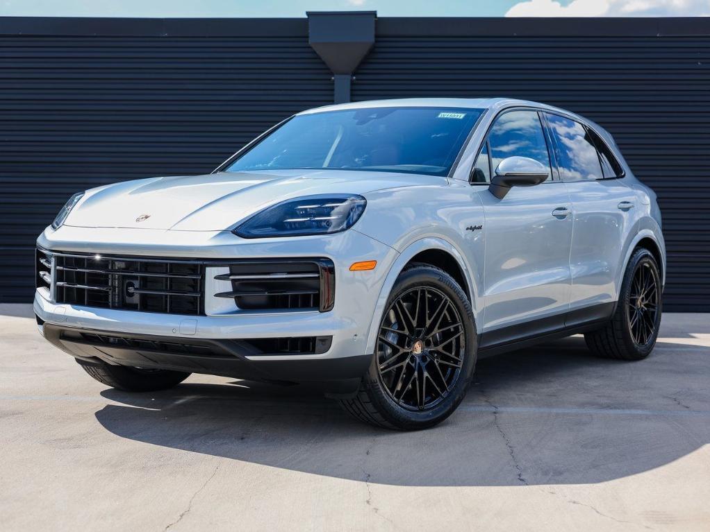 new 2025 Porsche Cayenne car