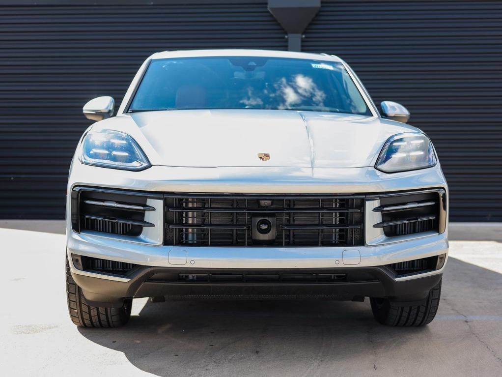 new 2025 Porsche Cayenne car
