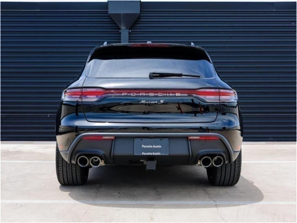 new 2025 Porsche Macan car