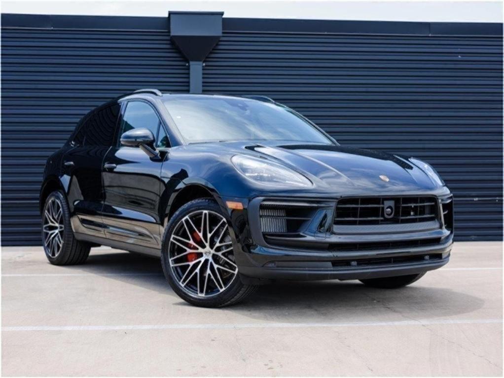 new 2025 Porsche Macan car
