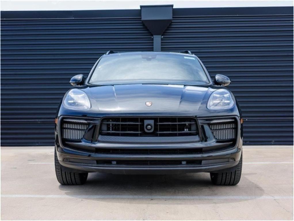 new 2025 Porsche Macan car
